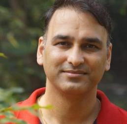 Dr Anurag Dhyani 1
