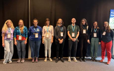 Amy Austin and Maarja Öpik with the poster prize winner, runners up and honourable mentions at the 48th New Phytologist Symposium