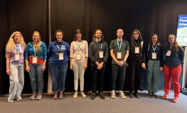 Amy Austin and Maarja Öpik with the poster prize winner, runners up and honourable mentions at the 48th New Phytologist Symposium
